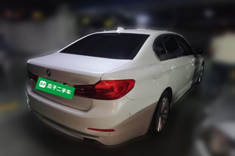 Used BMW 5 Series 2019 Facelifted 525Li Luxury Package Rear Right 45 Deg