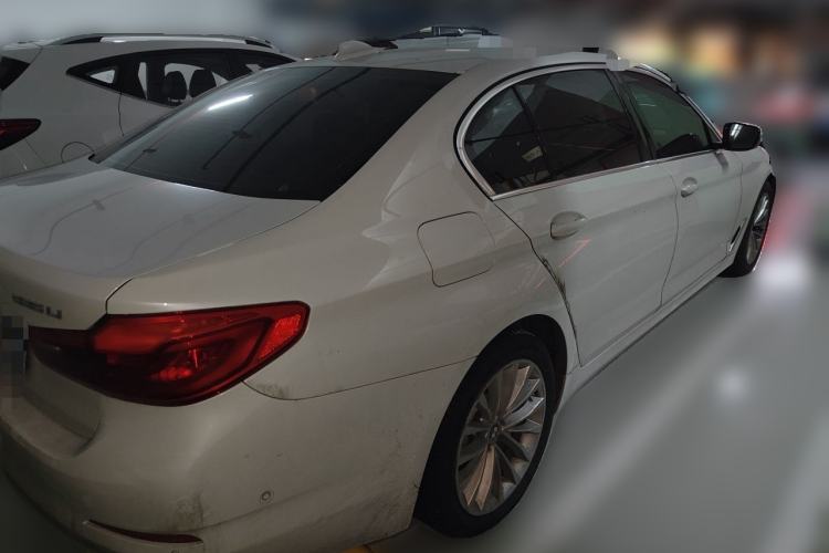 Used BMW 5 Series 2019 525Li Luxury Package Rear Right 45 Deg