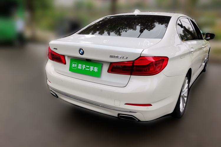 Used BMW 5 Series 2019 525Li Luxury Package Rear Right 45 Deg