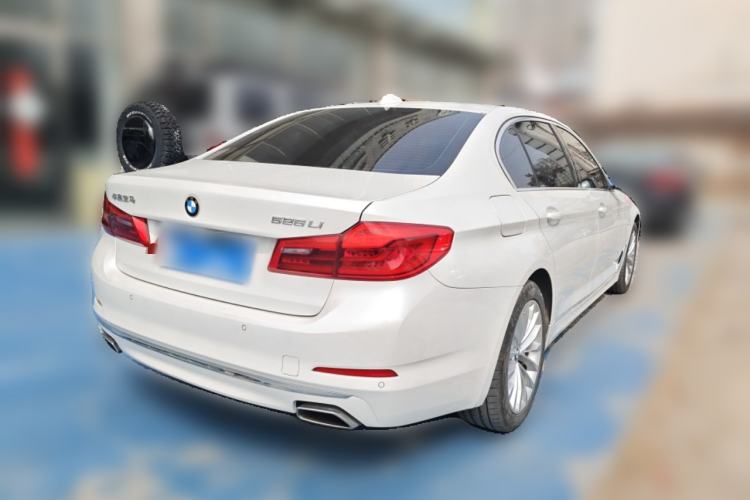 Used BMW 5 Series 2019 525Li Luxury Package Rear Right 45 Deg