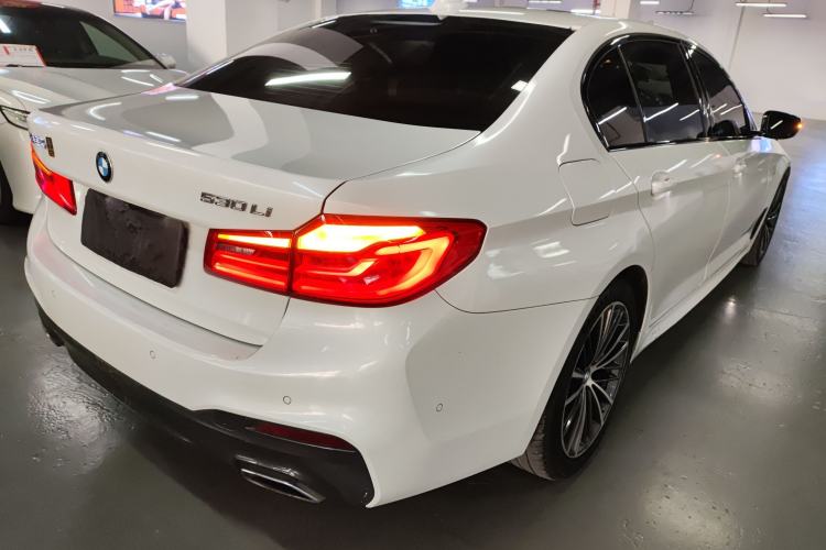 Used BMW 5 Series 2019 Facelifted 530Li Leading Edition M Sport Package Rear Right 45 Deg