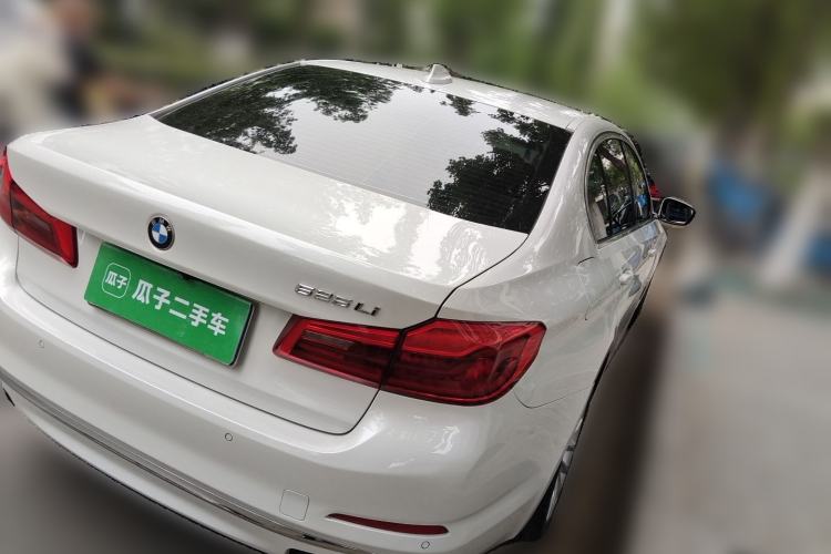 Used BMW 5 Series 2019 Facelifted 525Li Luxury Package Rear Right 45 Deg