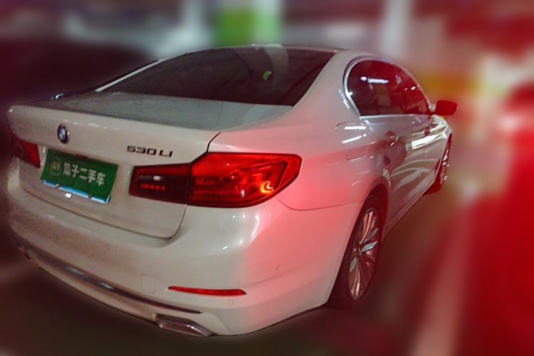 Used BMW 5 Series 2019 Facelifted 530Li Luxury Edition Premium Package Rear Right 45 Deg