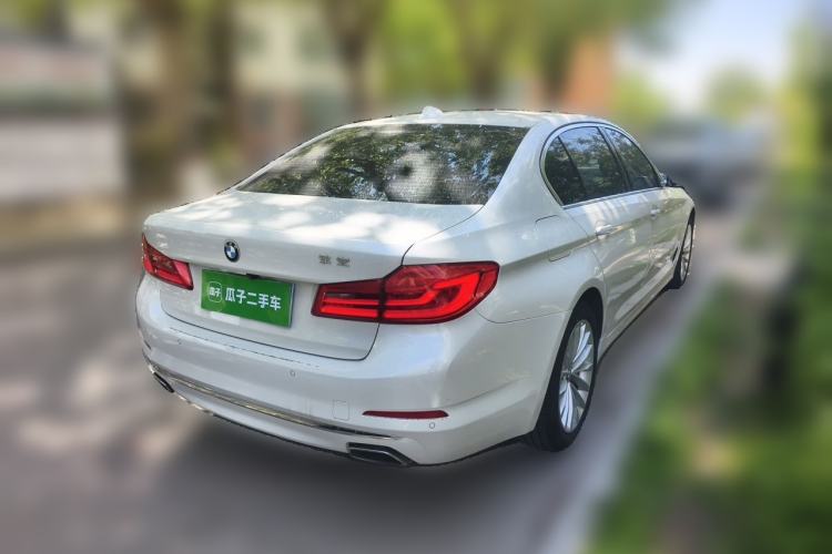 Used BMW 5 Series 2019 525Li Luxury Package Rear Right 45 Deg