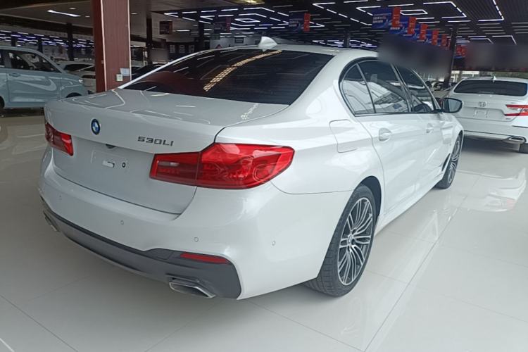 Used BMW 5 Series 2019 530Li Leading Model M Sport Package Rear Right 45 Deg