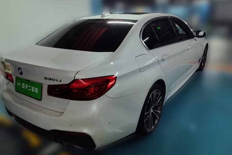 Used BMW 5 Series 2019 Facelifted 530Li Leading Edition M Sport Package Rear Right 45 Deg