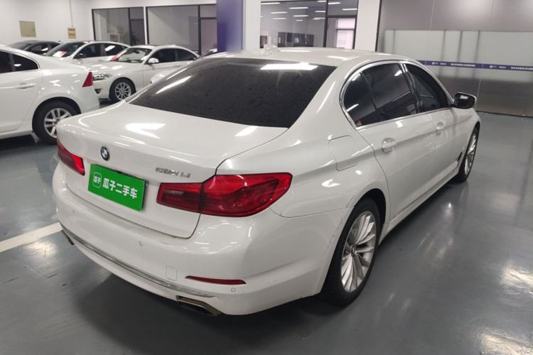 Used BMW 5 Series 2019 525Li Luxury Package Rear Right 45 Deg