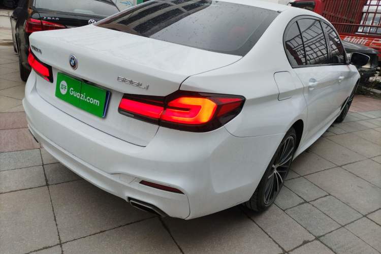 Used BMW 5 Series 2019 525Li M Sport Package Rear Right 45 Deg