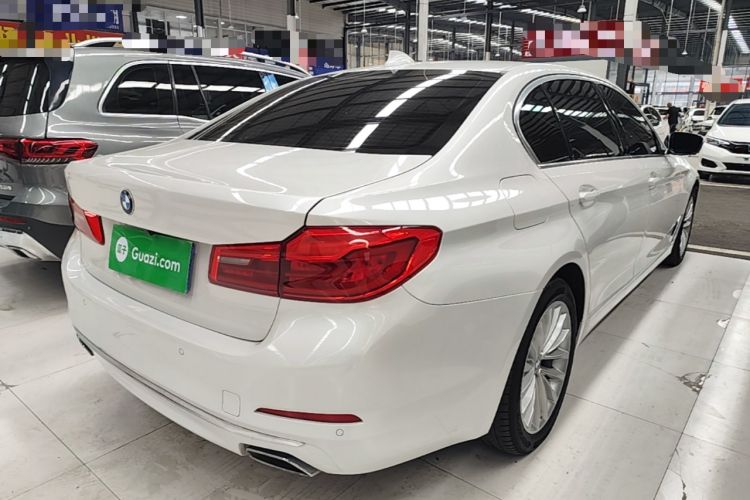 Used BMW 5 Series 2019 525Li Luxury Package Rear Right 45 Deg