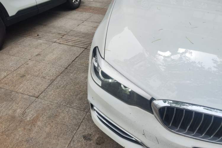 Used BMW 5 Series 2019 530Li xDrive Luxury Package Right Front Headlight