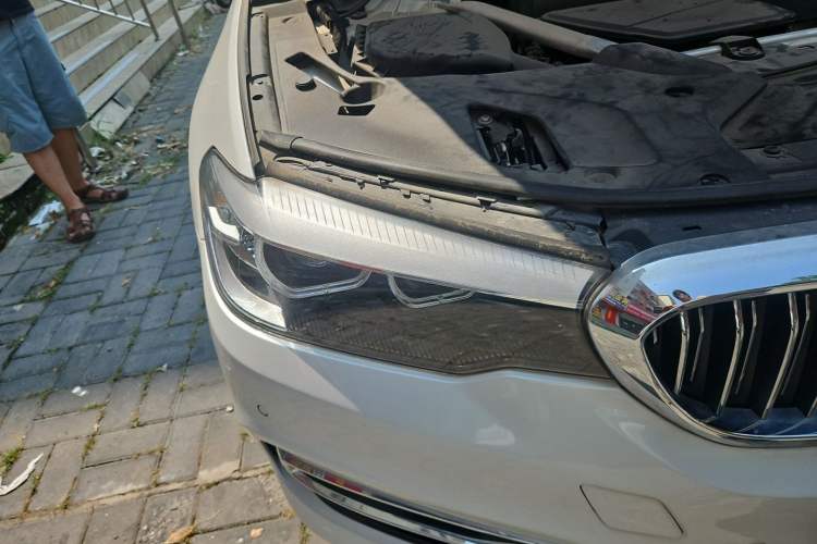 Used BMW 5 Series 2019 525Li Luxury Package Right Front Headlight