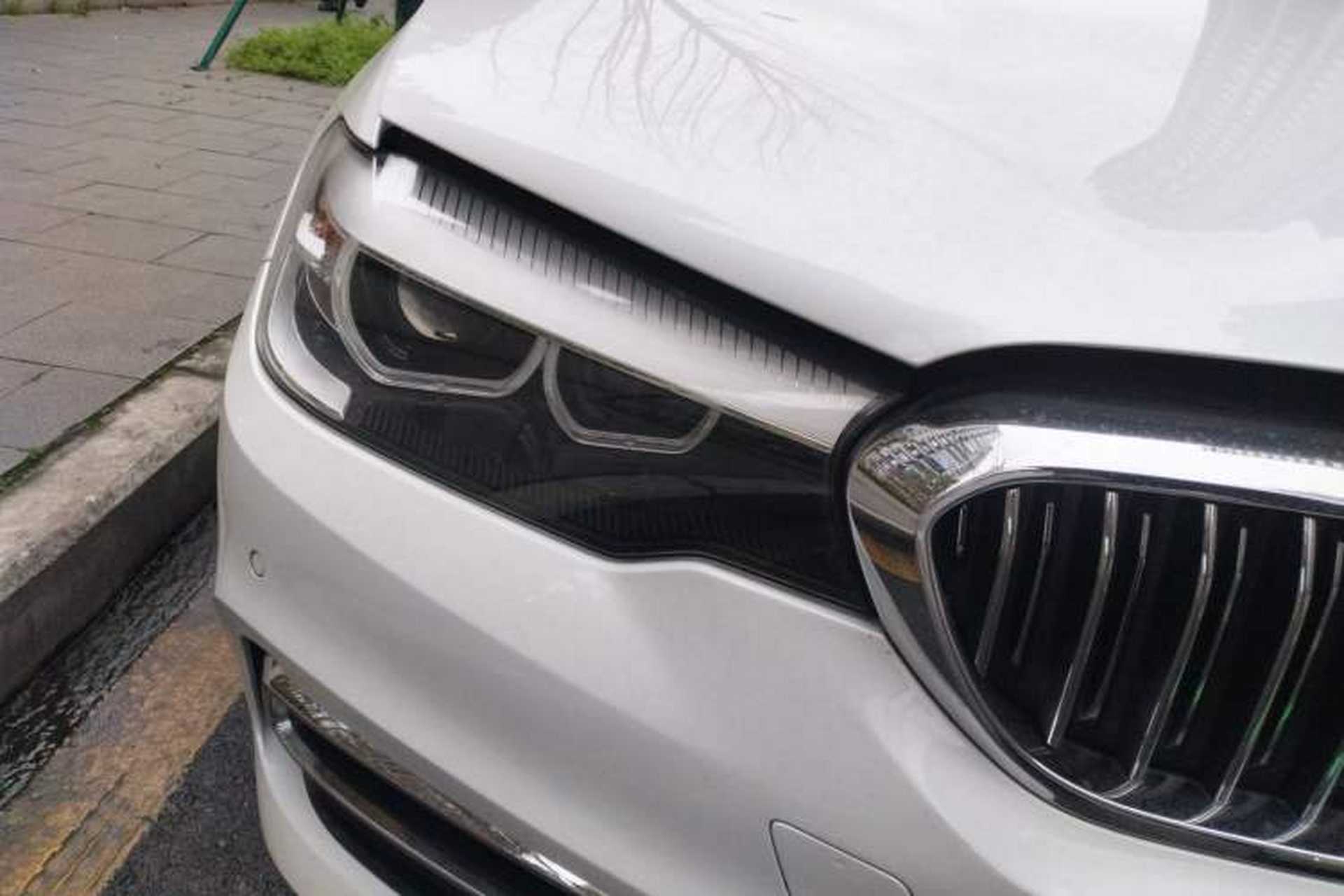 Used BMW 5 Series 2019 Facelifted 530Li Leading Edition Luxury Package Right Front Headlight
