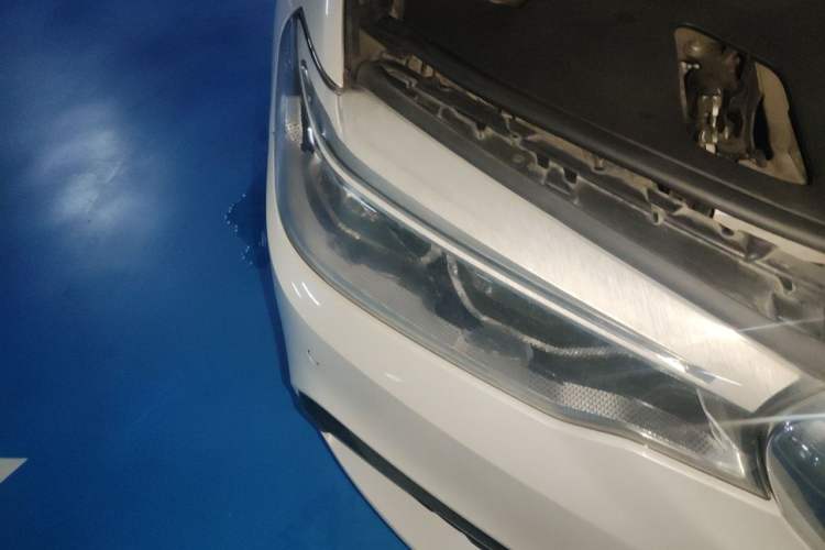 Used BMW 5 Series 2019 530Li Leading Model M Sport Package Right Front Headlight