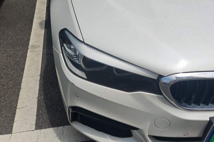 Used BMW 5 Series 2019 525Li M Sport Package Right Front Headlight