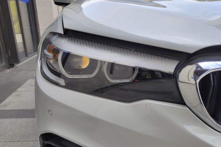 Used BMW 5 Series 2019 Restyled 525Li M Sport Package Right Front Headlight