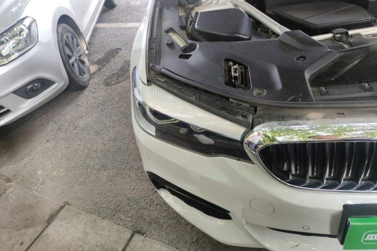 Used BMW 5 Series 2019 Restyled 525Li M Sport Package Right Front Headlight