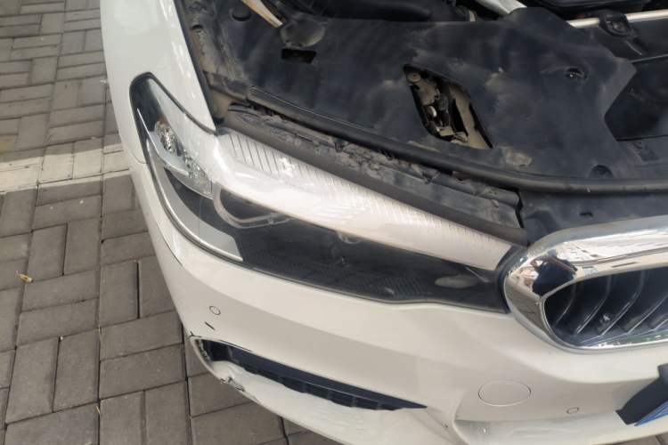 Used BMW 5 Series 2019 525i M Sport Package Right Front Headlight