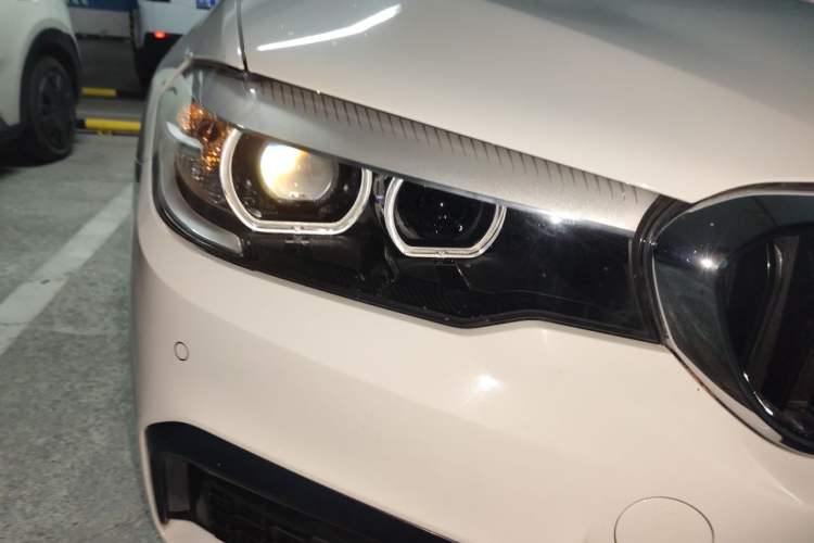 Used BMW 5 Series 2019 525i M Sport Package Right Front Headlight
