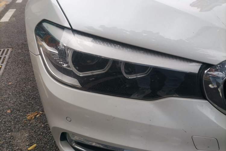 Used BMW 5 Series 2019 525Li Luxury Package Right Front Headlight