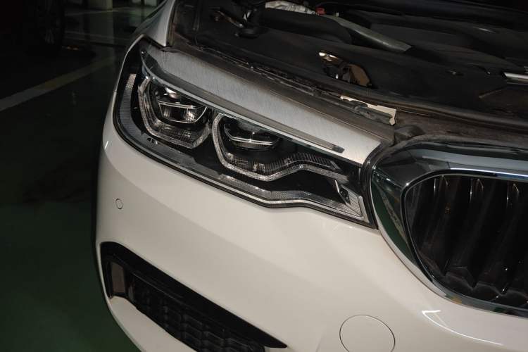 Used BMW 5 Series 2019 530i M Sport Package Right Front Headlight