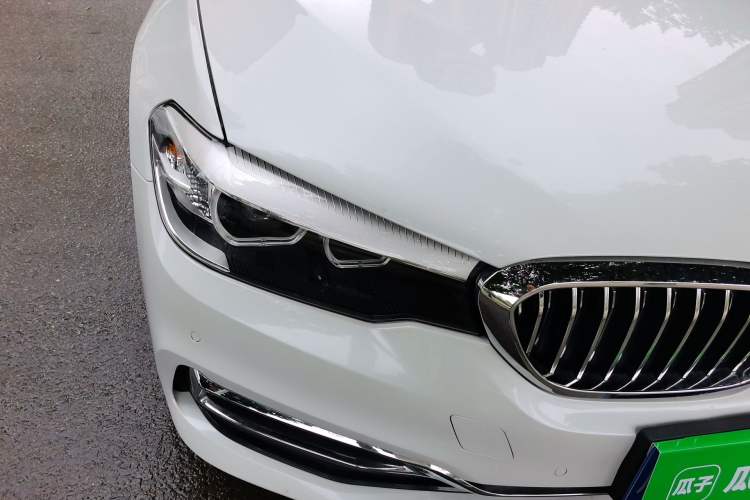 Used BMW 5 Series 2019 525Li Luxury Package Right Front Headlight