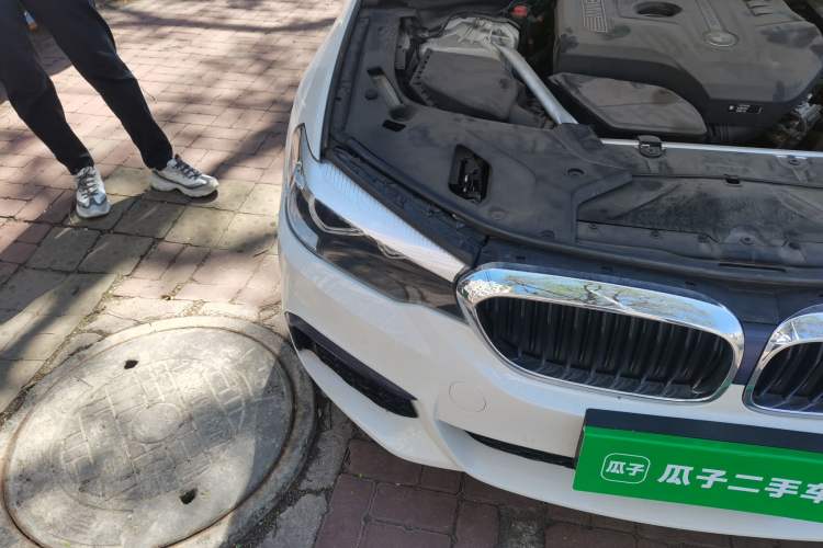 Used BMW 5 Series 2019 525i M Sport Package Right Front Headlight