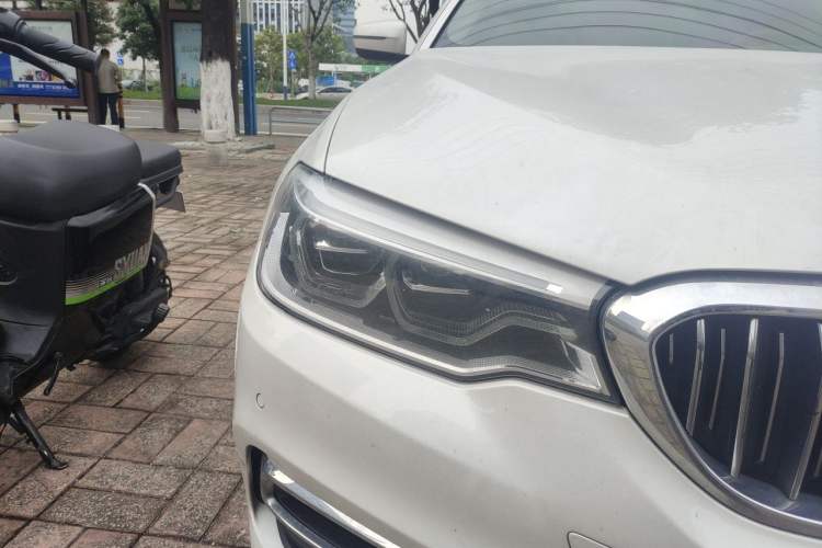 Used BMW 5 Series 2019 530Li Luxury Edition Premium Package Right Front Headlight