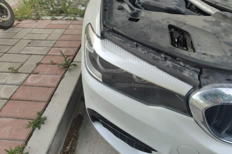 Used BMW 5 Series 2019 525Li M Sport Package Right Front Headlight