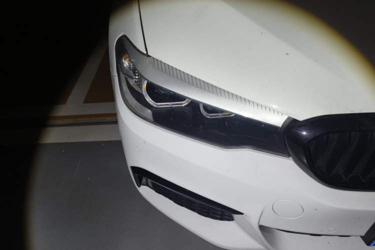 Used BMW 5 Series 2019 525i M Sport Package Right Front Headlight