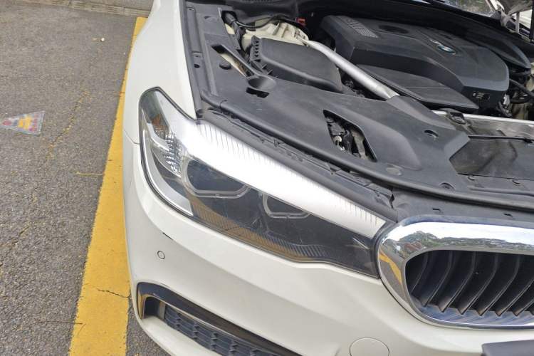 Used BMW 5 Series 2019 525i M Sport Package Right Front Headlight