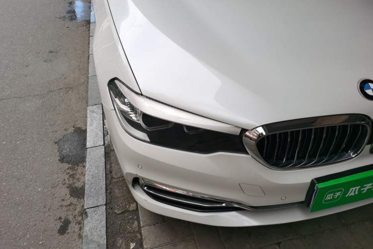 Used BMW 5 Series 2019 525Li Luxury Package Right Front Headlight
