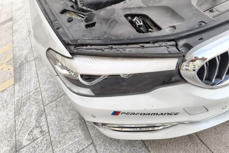 Used BMW 5 Series 2019 Facelifted 525Li Luxury Package Right Front Headlight