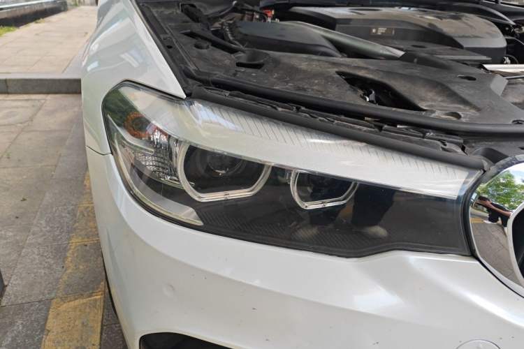 Used BMW 5 Series 2019 525Li M Sport Package Right Front Headlight