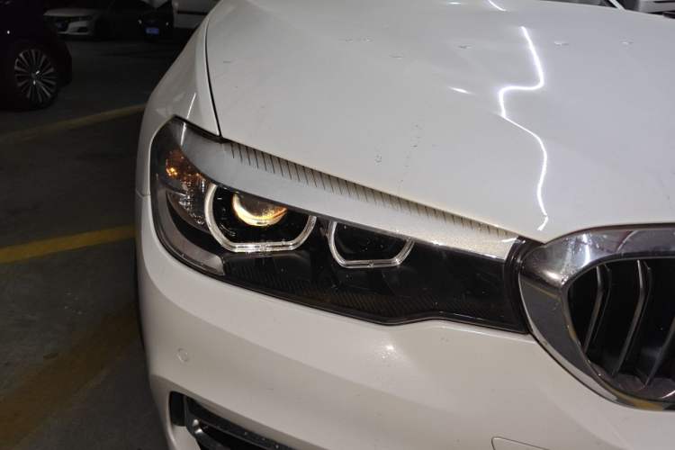 Used BMW 5 Series 2019 530Li Leading Model Luxury Package Right Front Headlight
