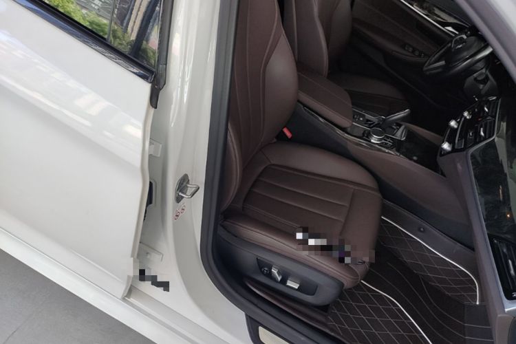 Used BMW 5 Series 2019 525Li M Sport Package Right Front Seat