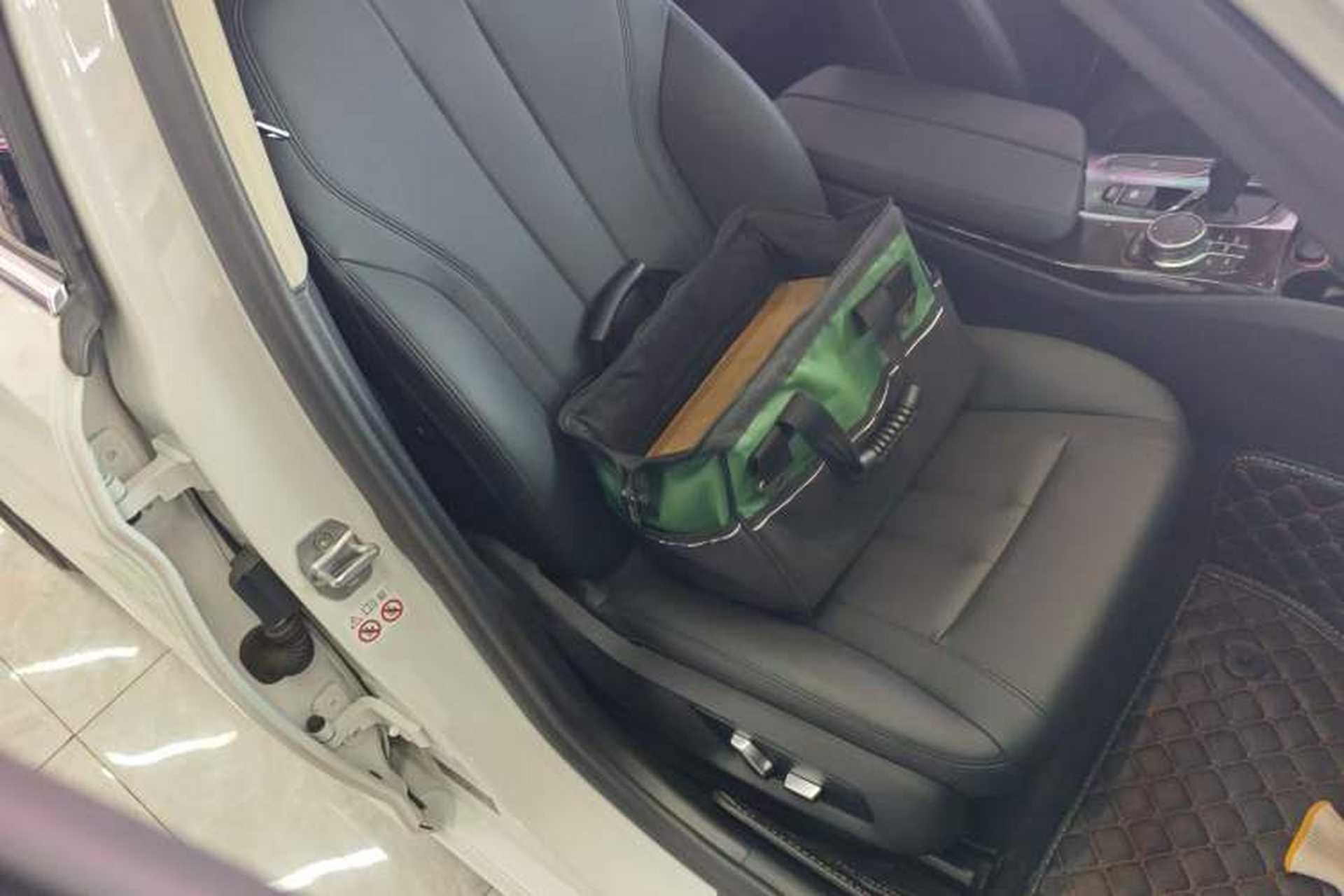 Used BMW 5 Series 2019 525Li Luxury Package Right Front Seat