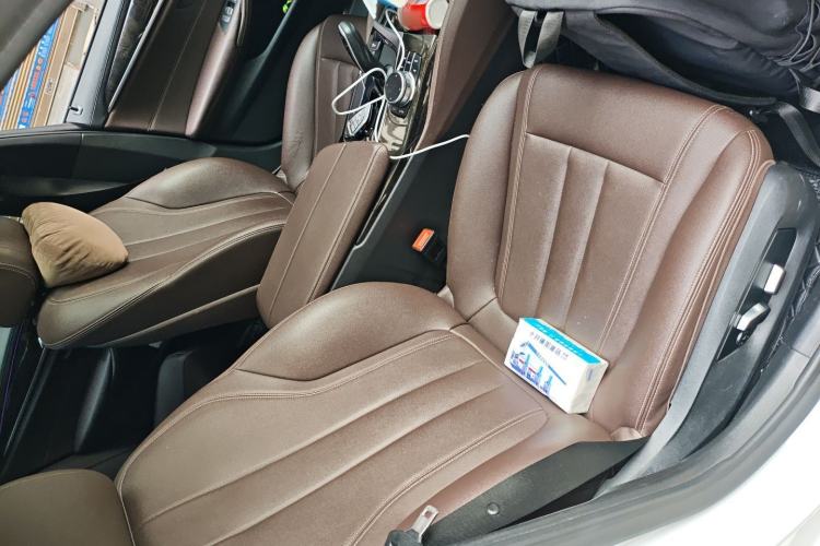 Used BMW 5 Series 2019 525Li M Sport Package Right Front Seat