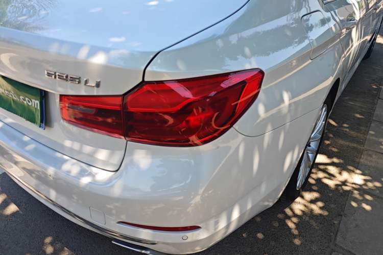 Used BMW 5 Series 2019 Facelifted 525Li Luxury Package Right Rear Taillight