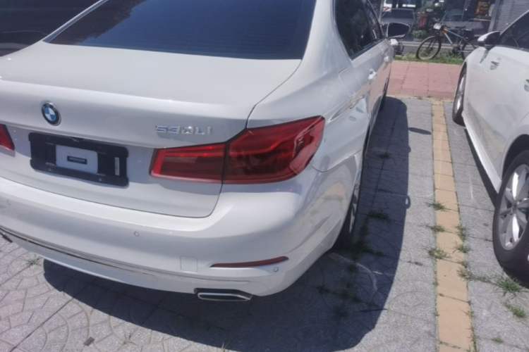 Used BMW 5 Series 2019 Facelifted 530Li Luxury Edition Premium Package Right Rear Taillight