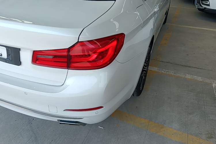 Used BMW 5 Series 2019 525Li Luxury Package Right Rear Taillight