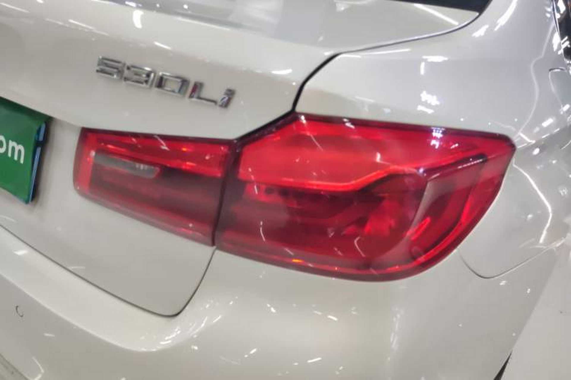 Used BMW 5 Series 2019 530Li Leading Model Luxury Package Right Rear Taillight