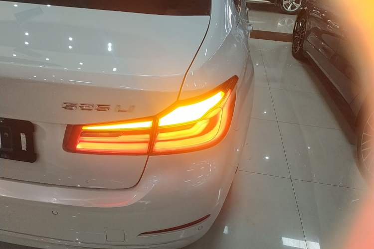 Used BMW 5 Series 2019 525Li Luxury Package Right Rear Taillight