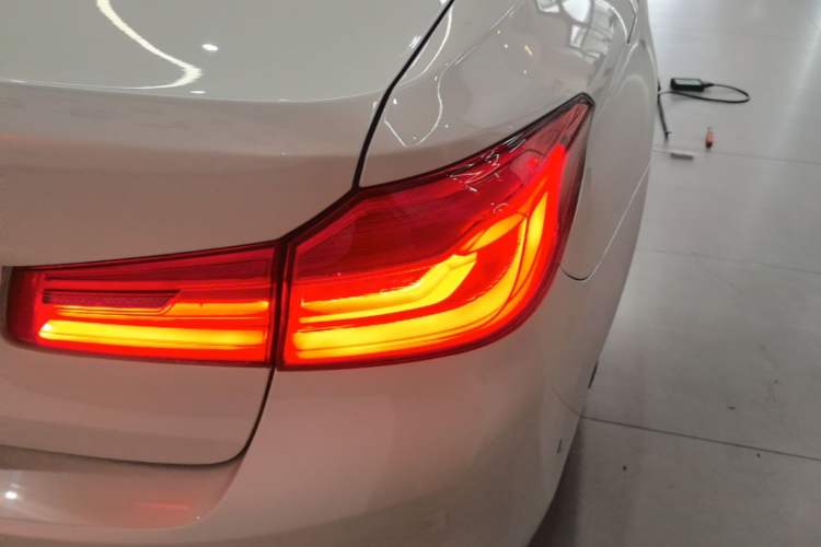 Used BMW 5 Series 2019 530Li Leading Model M Sport Package Right Rear Taillight