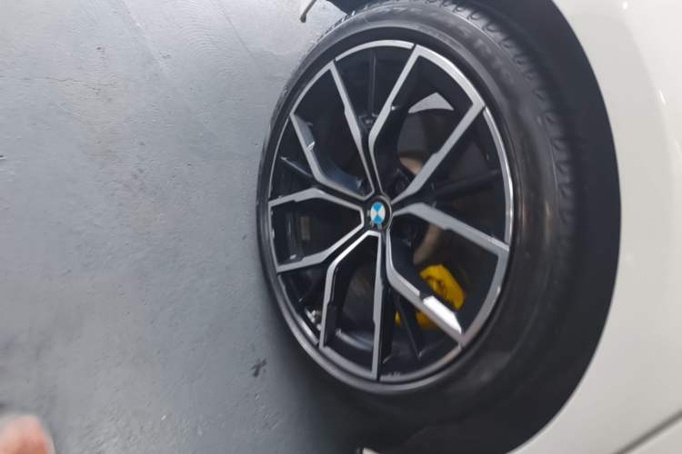 Used BMW 5 Series 2019 Facelifted 530i M Sport Package Right Rear Wheel Hub