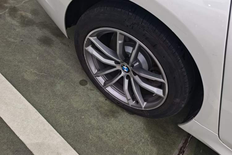 Used BMW 5 Series 2019 525Li M Sport Package Right Rear Wheel Hub