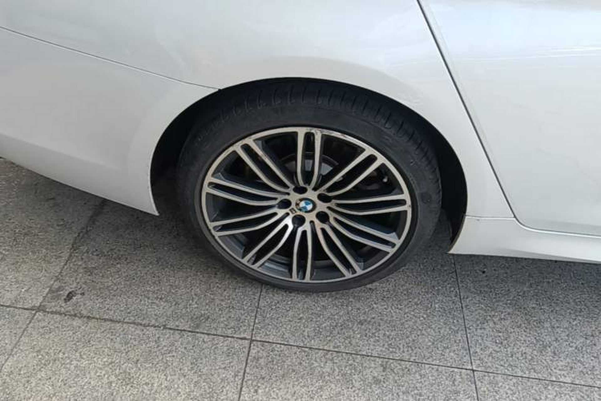 Used BMW 5 Series 2019 530Li Leading Model M Sport Package Right Rear Wheel Hub