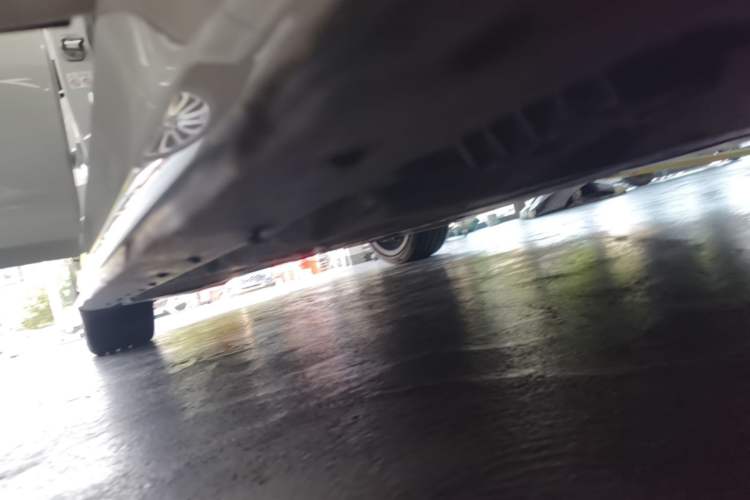 Used BMW 5 Series 2019 Facelifted 530i M Sport Package Right Side Sill