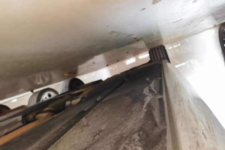 Used BMW 5 Series 2019 525Li M Sport Package Right Side Sill