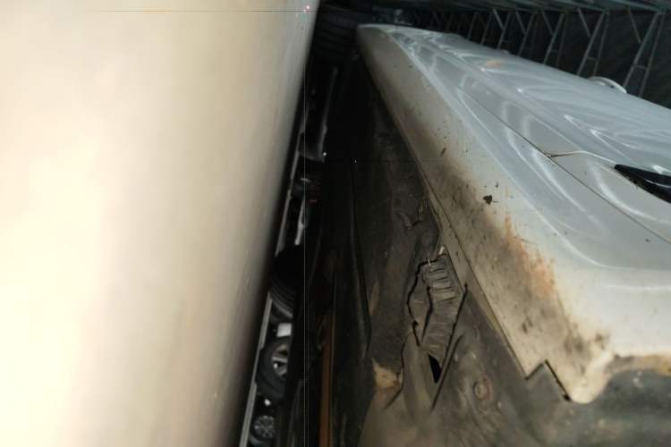 Used BMW 5 Series 2019 530i M Sport Package Right Side Sill