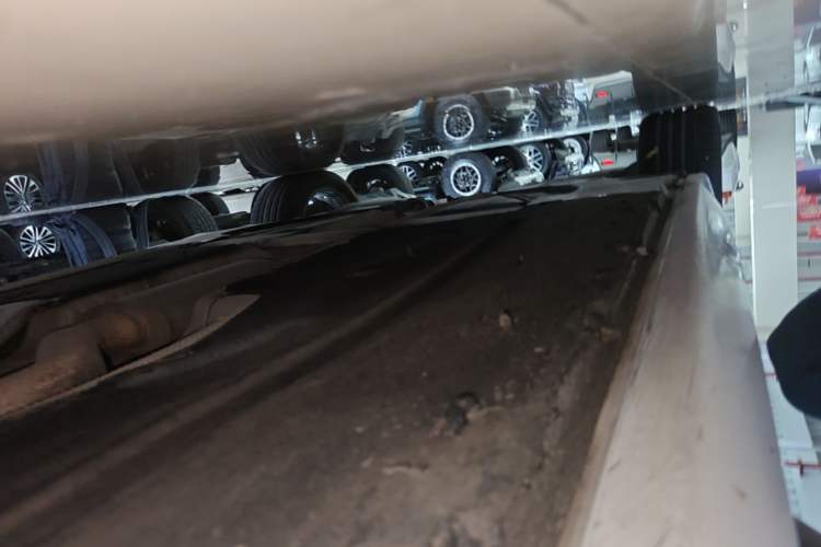 Used BMW 5 Series 2019 525Li M Sport Package Right Side Sill